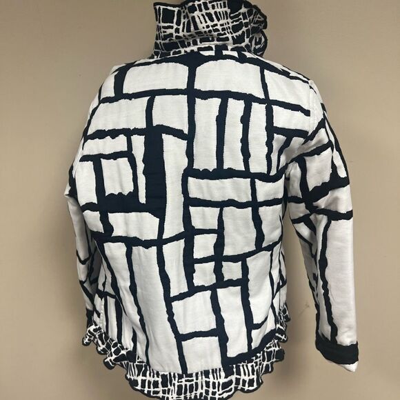 Trimdin black/white reversible patterned jacket  XS - Picture 4 of 7